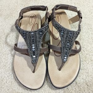Aetrex Women's Studded Thong Sandals Size 7.5-8